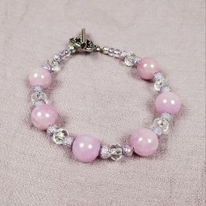 🎉HP~7/28/22🎉🦋 Lavender Purple Beaded Bracelet 🦋1/$14~2/$24~3/$30🦋